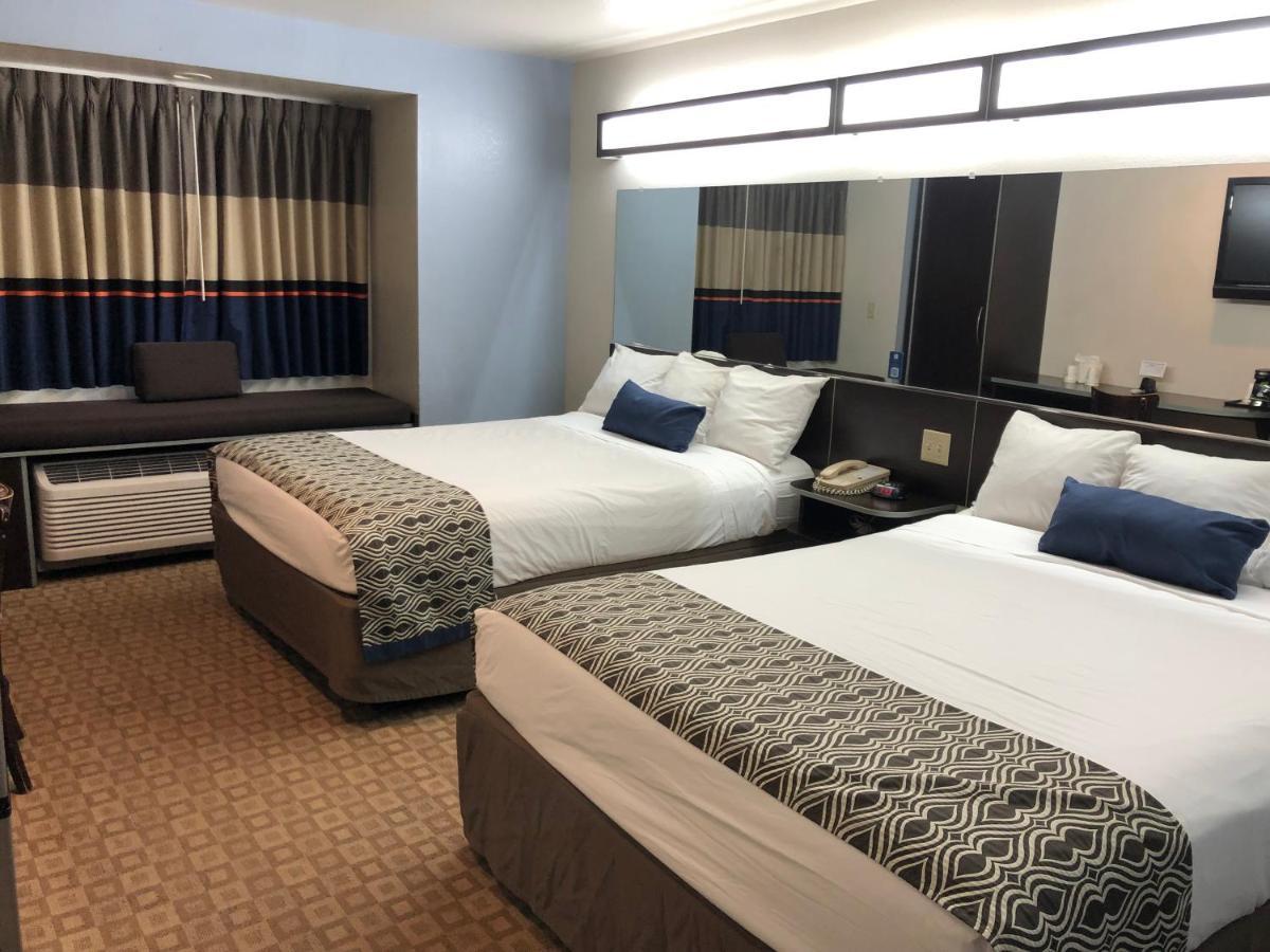 Microtel Inn & Suites By Wyndham Klamath Falls Exterior photo